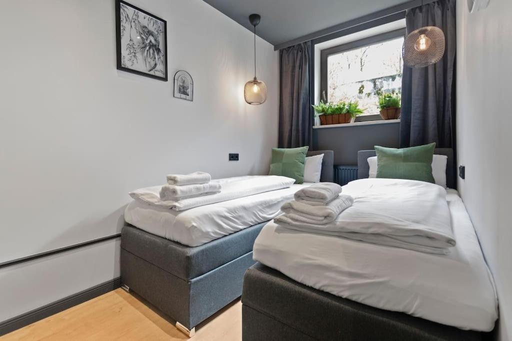 Apartment Flatista Homes - Jungle House