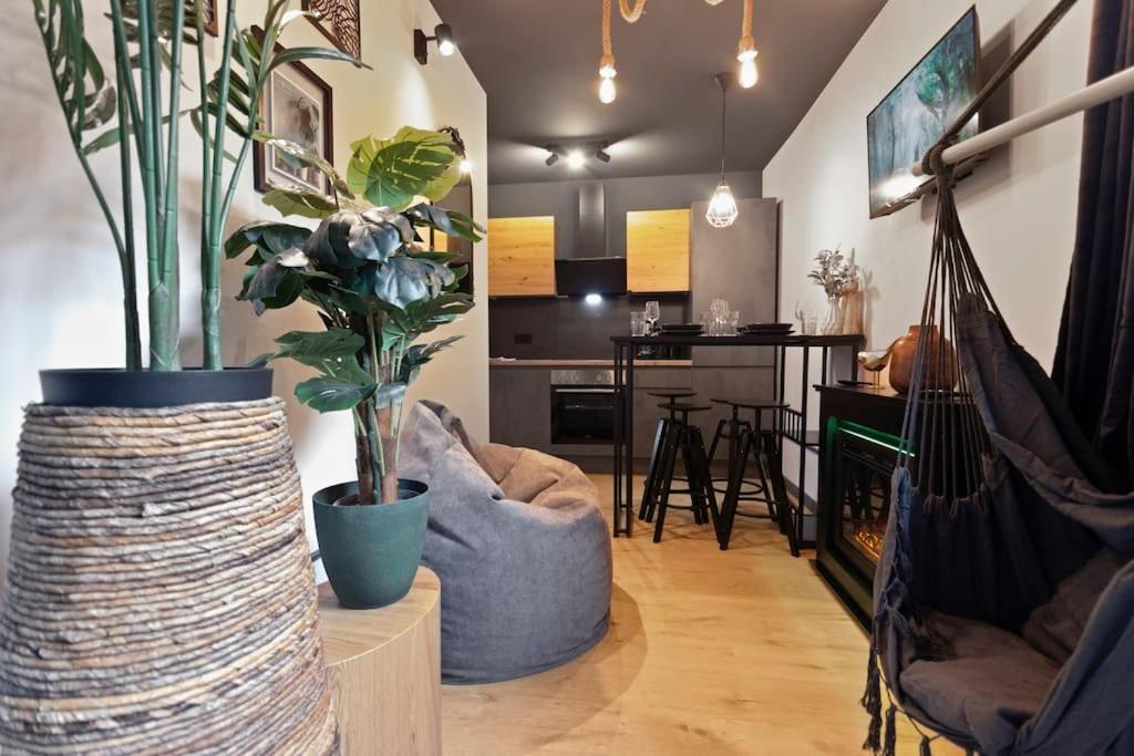 Flatista Homes - Jungle House Munich